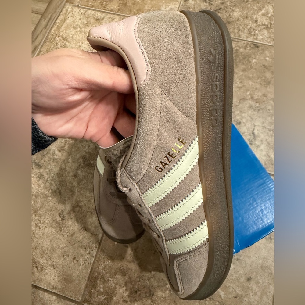 Adidas women’s Gazelle Indoor sneakers - Picture 11 of 14
